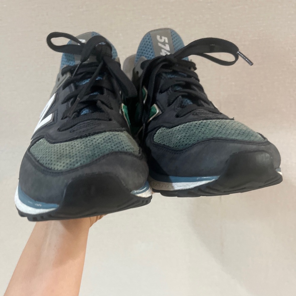 New Balance 574 Classic Size 9 Gray Blue Green  Multi Shoes - Picture 7 of 10